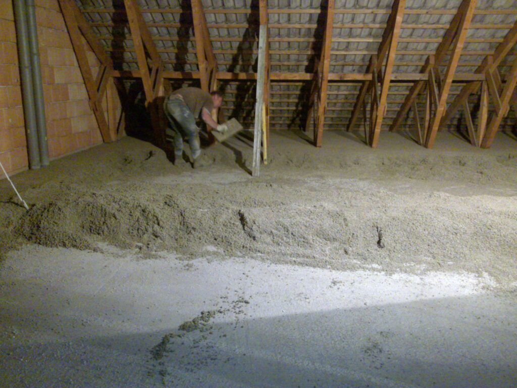 Styroporschüttung und Dachbodendämmung